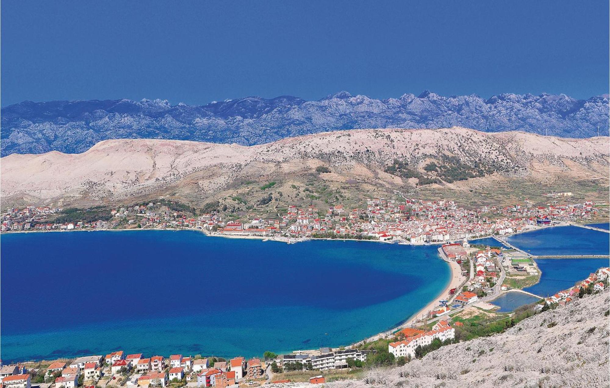 2 Bedroom Awesome Apartment In Pag Pag Town Exterior photo